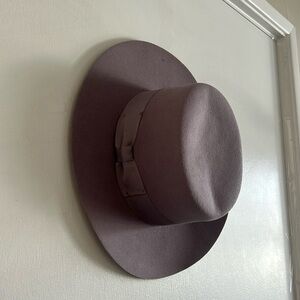 Felted wide brim hat